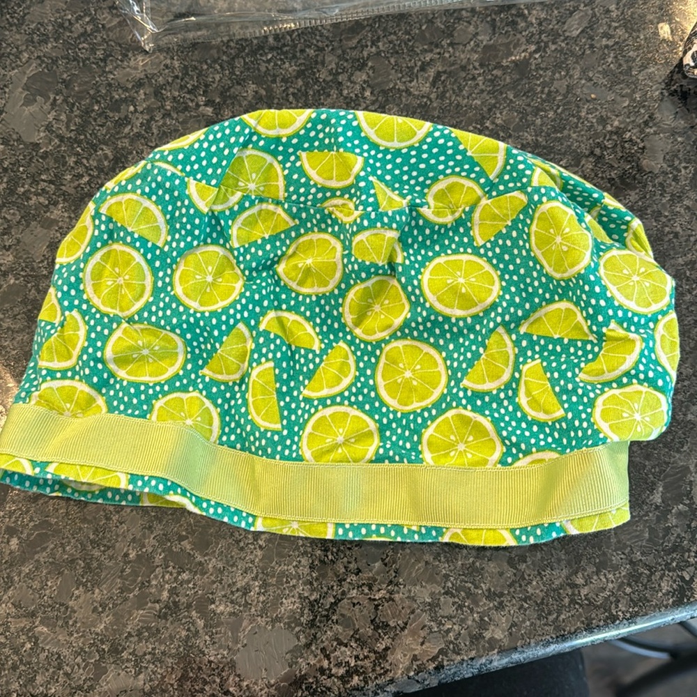 Lime and Salt Scrub hat
